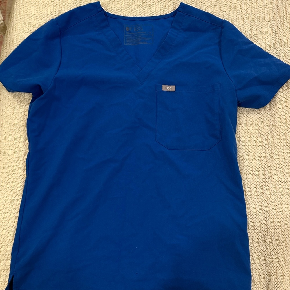 Figs women’s Royal Blue V-Neck Scrub Top